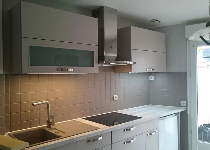 منزل للإقامة Maison Acacias *